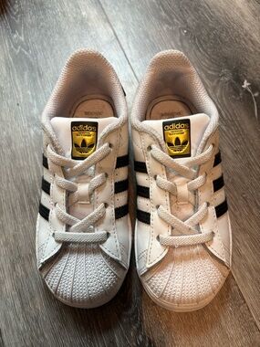 adidas Kids White & Black Classic Shell-Toe Sneakers unisex